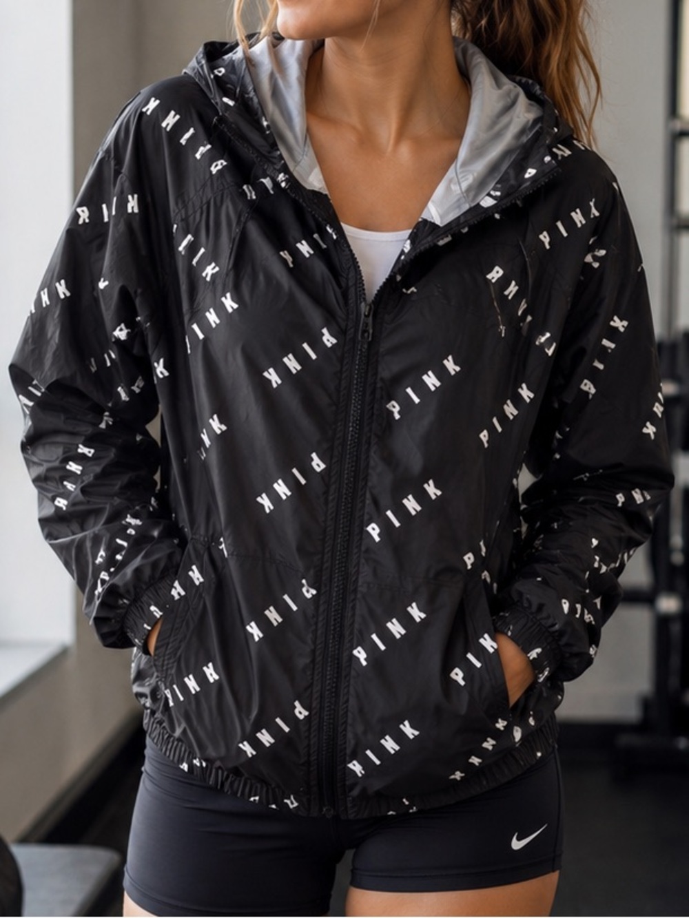 PINK Victoria's Secret Black Repeat White Logo Windbreaker Anorak Jacket